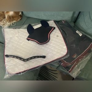 NWT Ogilvy Dressage Pad